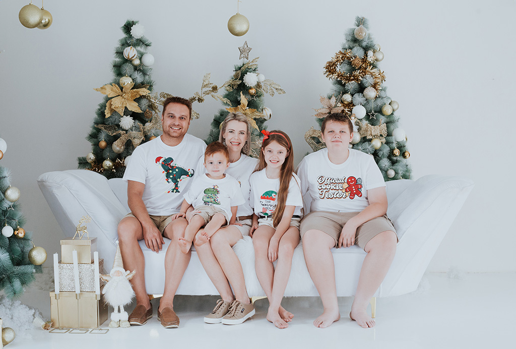 Studio Christmas Family Photoshoot 4 4