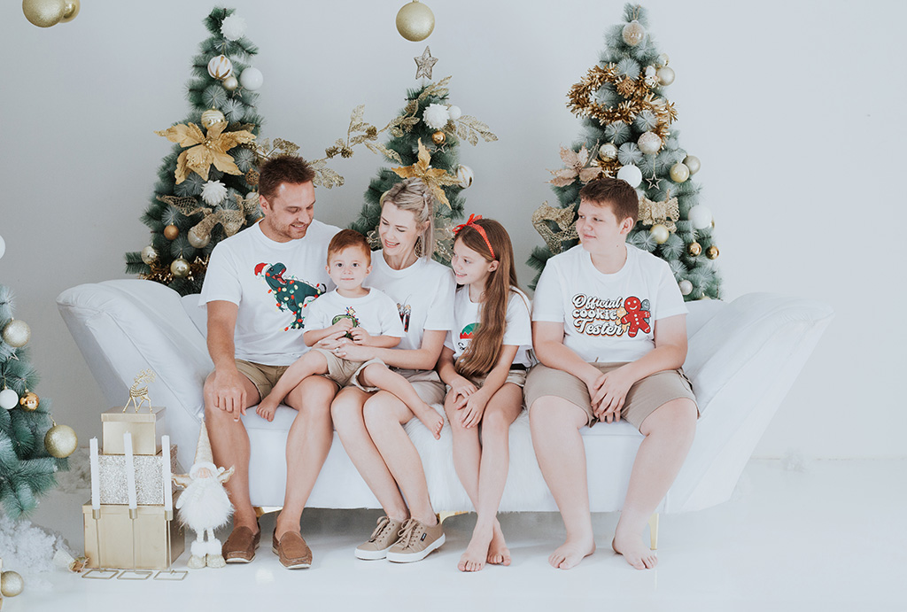 Studio Christmas Family Photoshoot 48 4