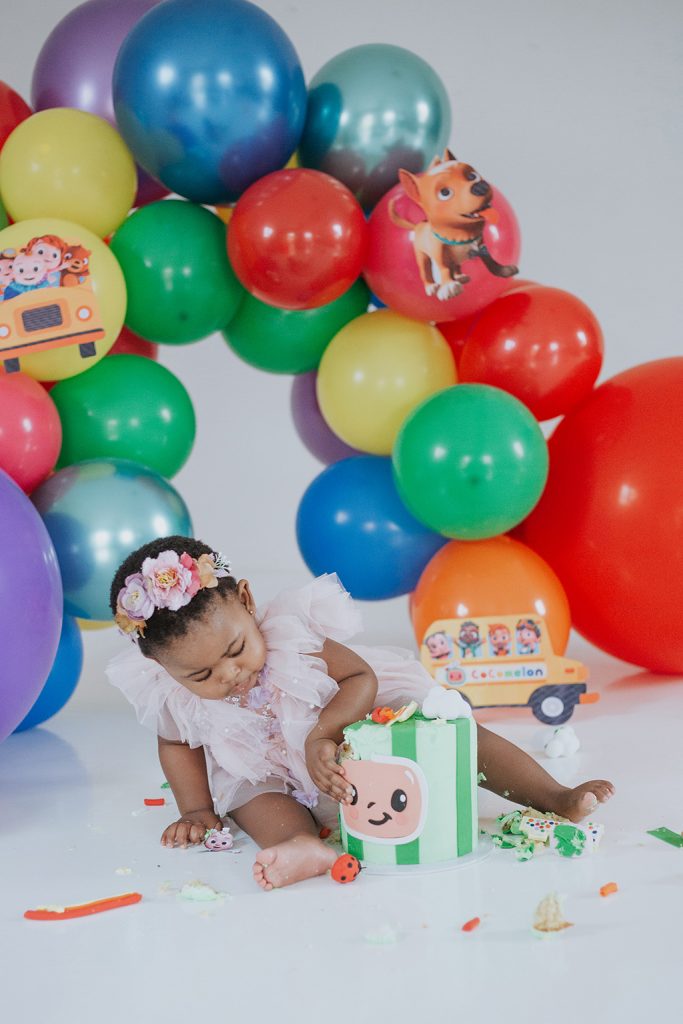 Cocomelon cake smash first birthday 104